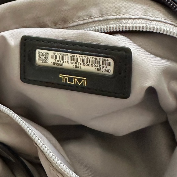 Tumi Voyageur Canton Crossbody bag - Picture 16 of 16